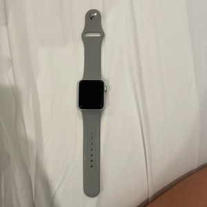 Apple Watch Series 2 comes with charger and 3 extra bands (One is from apple)